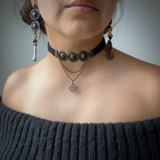 *Strange Adornments x Vavis Trenzitas* Ceniza Necklace + Earring Set